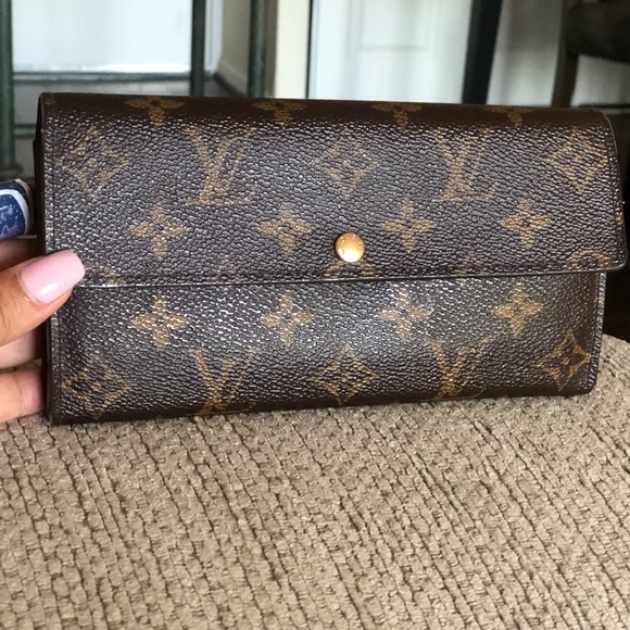 Louis Vuitton monogram wallet - Picture 2 of 16